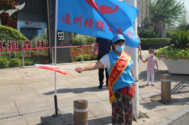 <strong>大鸡巴插小萝莉的视频</strong>